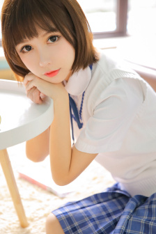 西田露娜